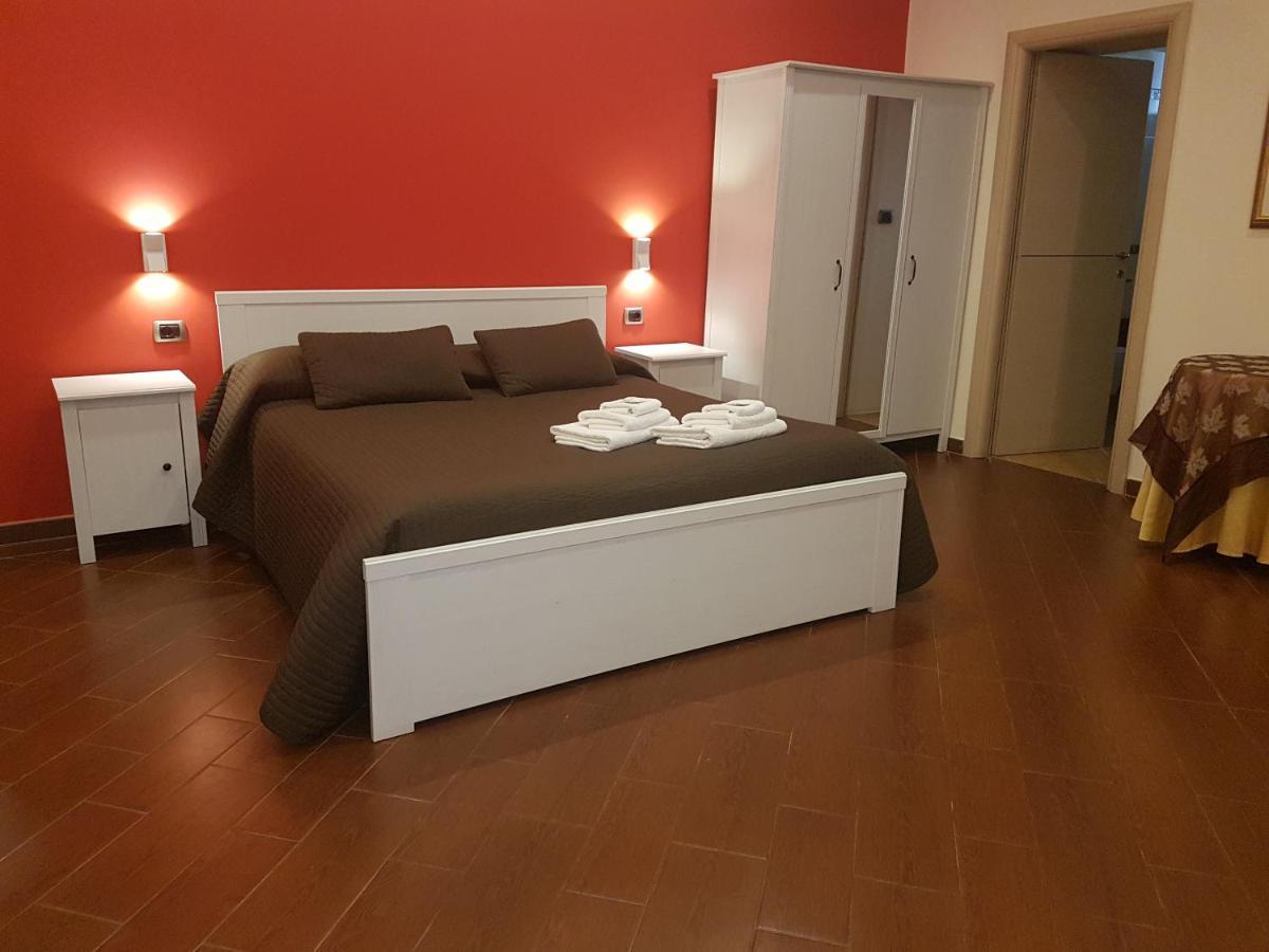 Airport Rooms - Bari Eksteriør billede